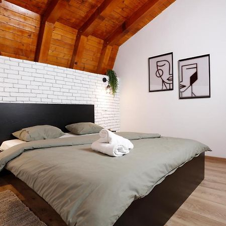 One Love Central Cottage Βουκουρέστι Εξωτερικό φωτογραφία